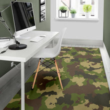 Load image into Gallery viewer, Classic Green Camouflage Print Area Rug
